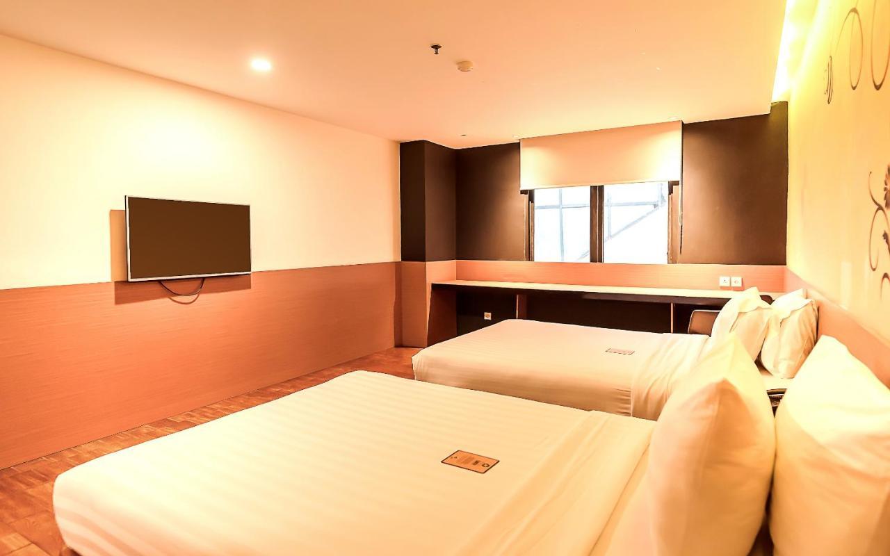 Yellow Bee Tangerang Pokój zdjęcie