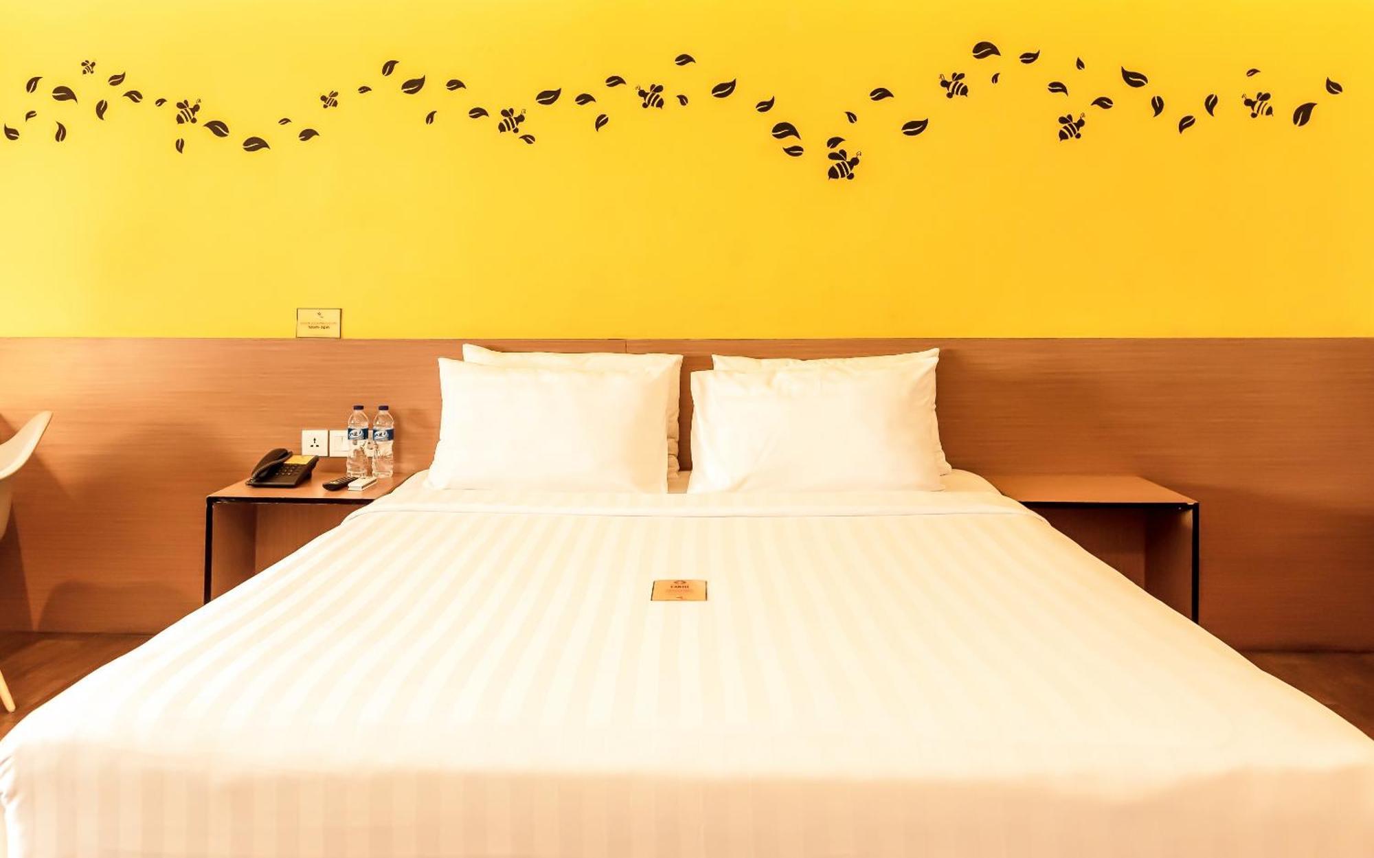 Yellow Bee Tangerang Pokój zdjęcie